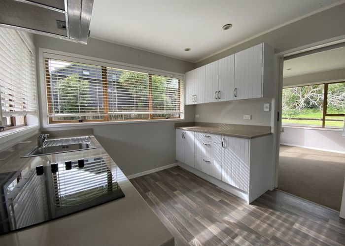  at 1/11 Tainui Street, Torbay, North Shore City, Auckland