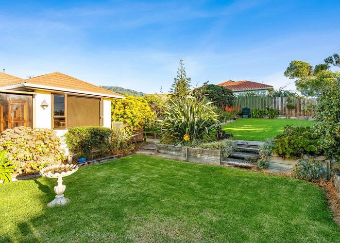  at 2 Te Miti Street, Paekakariki