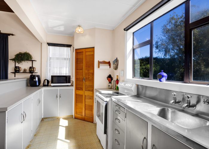  at 25 Collins Street, Hawera