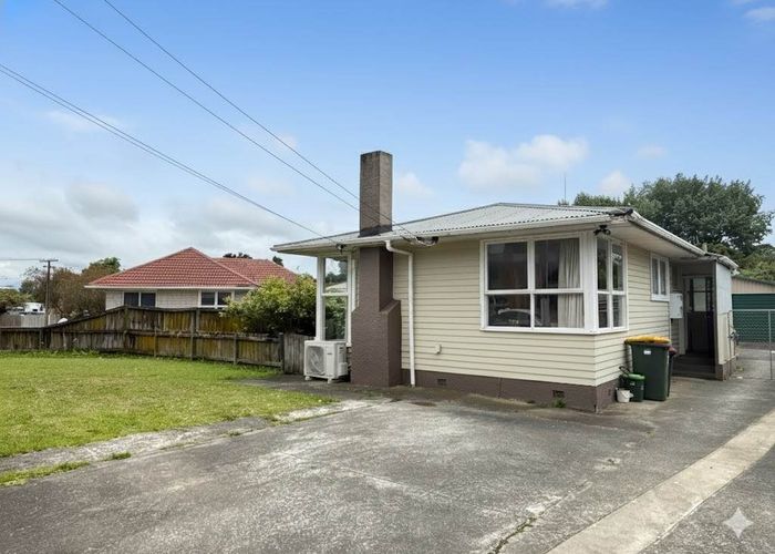  at 4 Stainton Place, Otara, Manukau City, Auckland