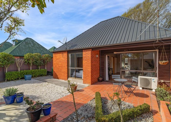  at 1/89 Windermere Road, Papanui, Christchurch City, Canterbury