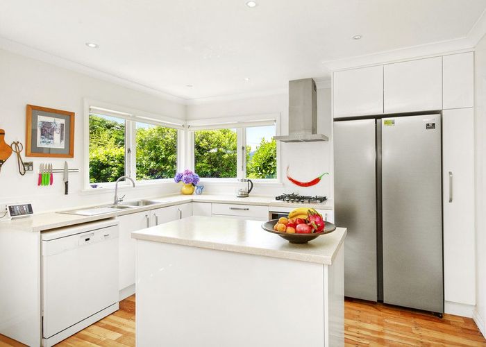  at 37 Lees Grove, Wainuiomata, Lower Hutt, Wellington