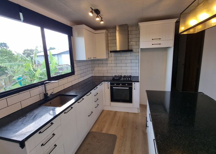  at 15 Cyril Crescent, West Harbour, Waitakere City, Auckland