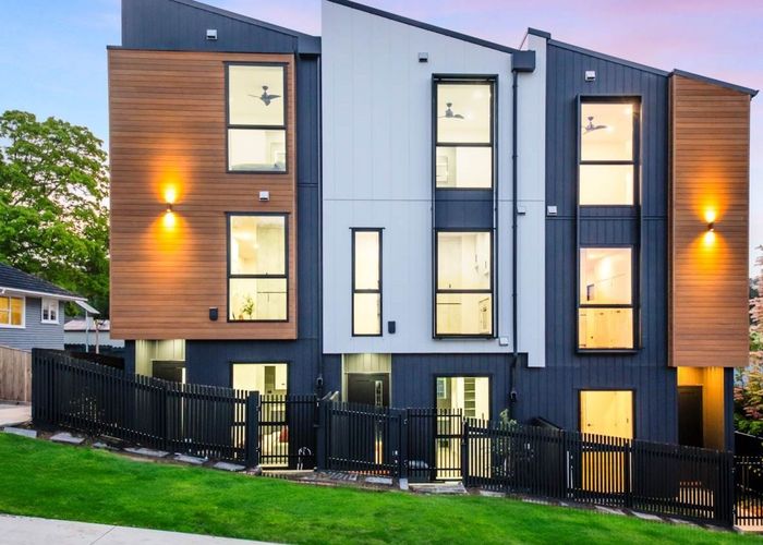  at 3/65 Stottholm Road, Titirangi, Auckland