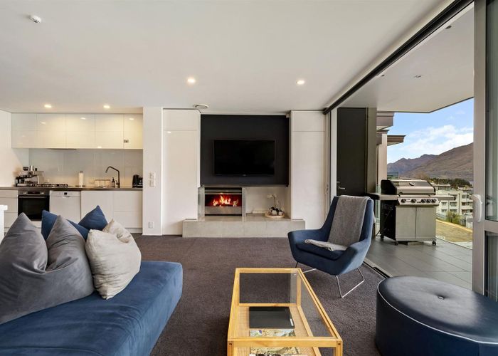  at 12/60 HALLENSTEIN ST, Queenstown, QUEENSTOWN