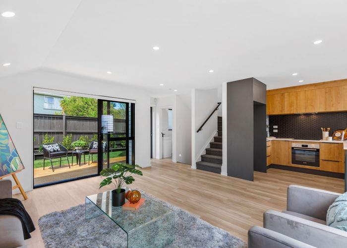  at 13 Fairdale Place, Birkdale, North Shore City, Auckland