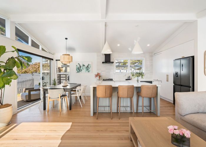  at 42 Kay Drive, Blockhouse Bay, Auckland City, Auckland