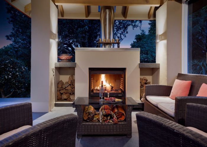  at 305 Mangorei Road, Merrilands, New Plymouth, Taranaki