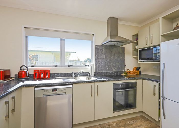  at 3 Kirkcaldy Place, Flaxmere, Hastings