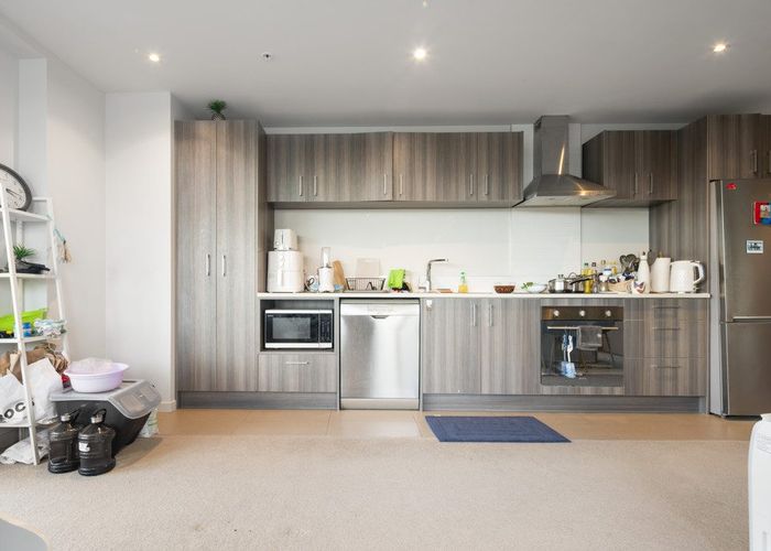  at 104/5 Rose Garden Lane, Albany, North Shore City, Auckland