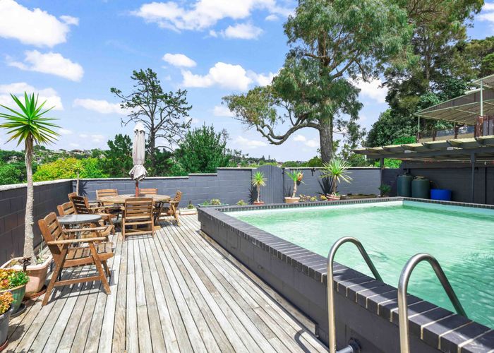  at 170 Stapleford Crescent, Browns Bay, North Shore City, Auckland