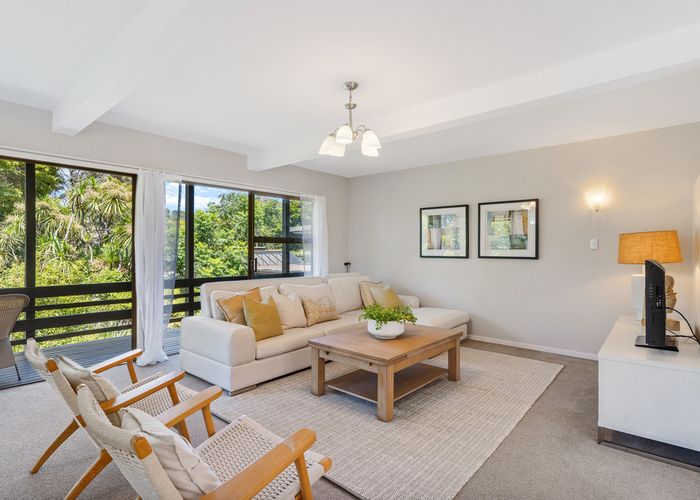  at 1/10 Lydia Avenue, Northcote, Auckland