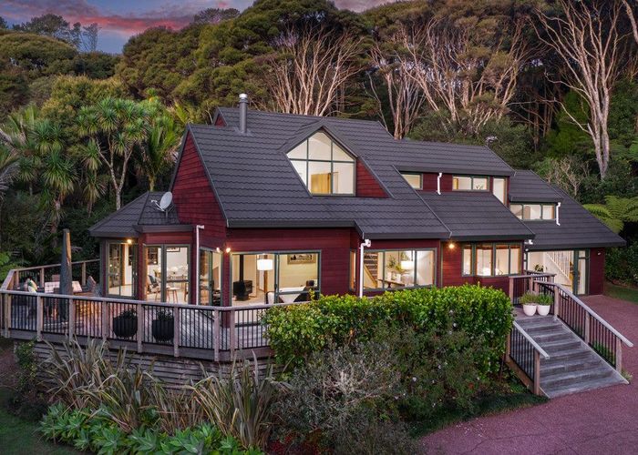  at 22 Cochran Road, Oratia, Auckland