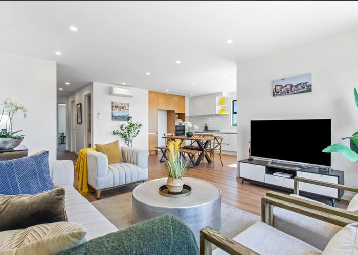  at 9 Irwin Lane, Mairangi Bay, North Shore City, Auckland