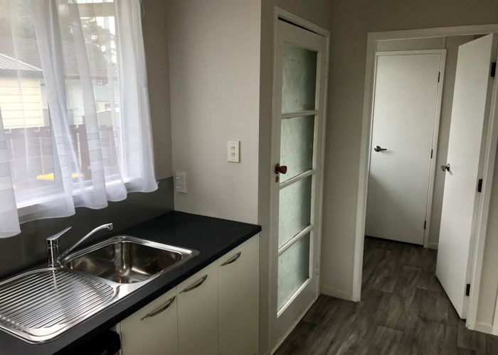  at 102 Hillcrest Road, Papatoetoe, Auckland