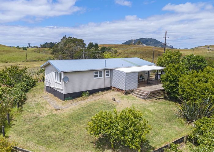  at 1264 State Highway 1, Hikurangi, Hikurangi