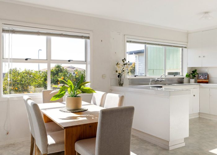  at 33A Russleigh Drive, Dinsdale, Hamilton, Waikato