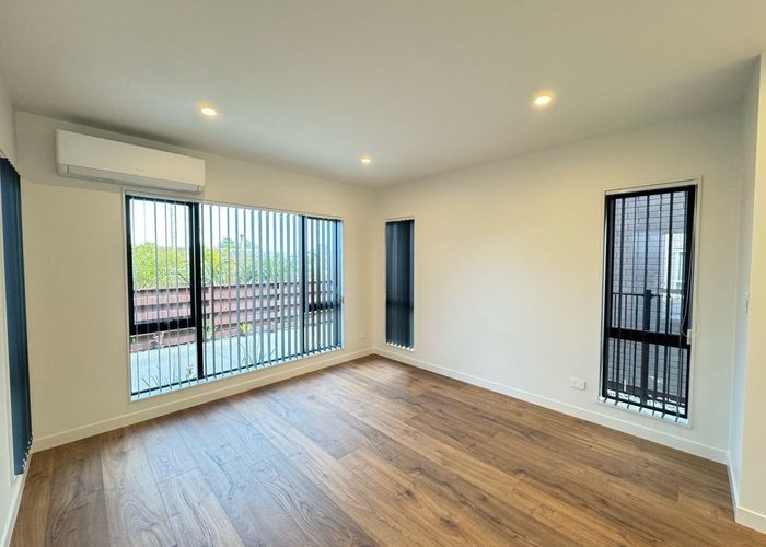 at 40C Knightsbridge Drive, Forrest Hill, North Shore City, Auckland