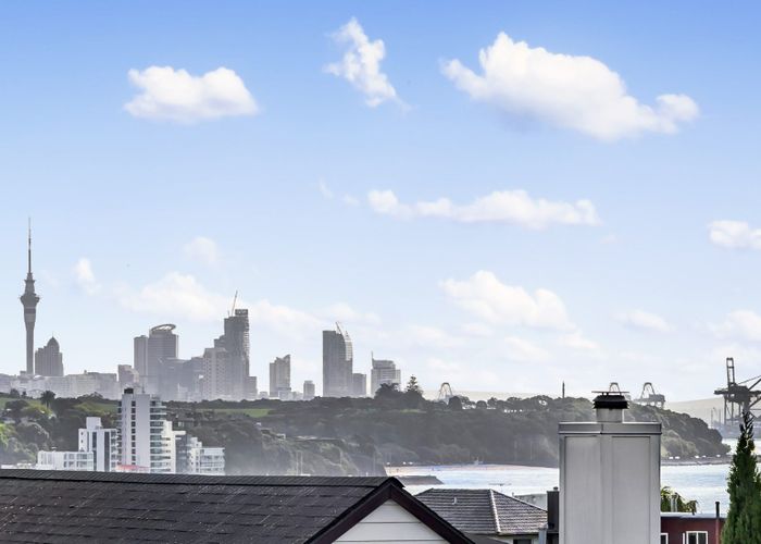  at 27 Rarangi Road, Saint Heliers, Auckland
