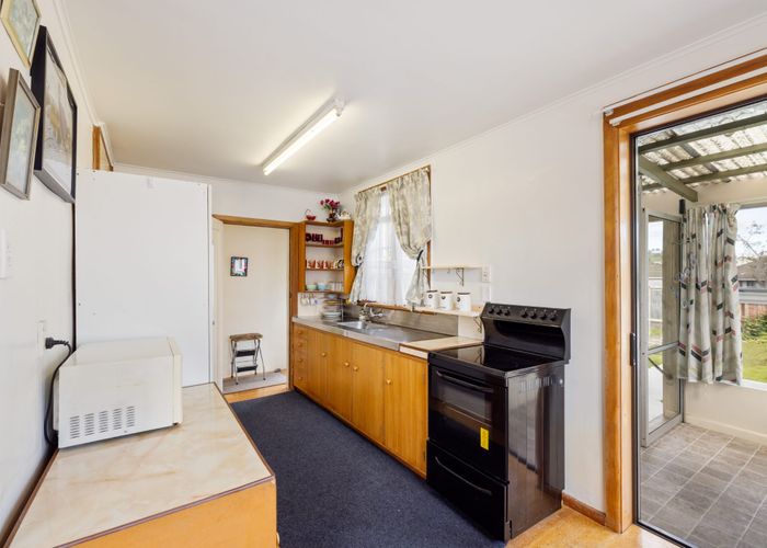  at 16 Tanner Street, Woolston, Christchurch City, Canterbury