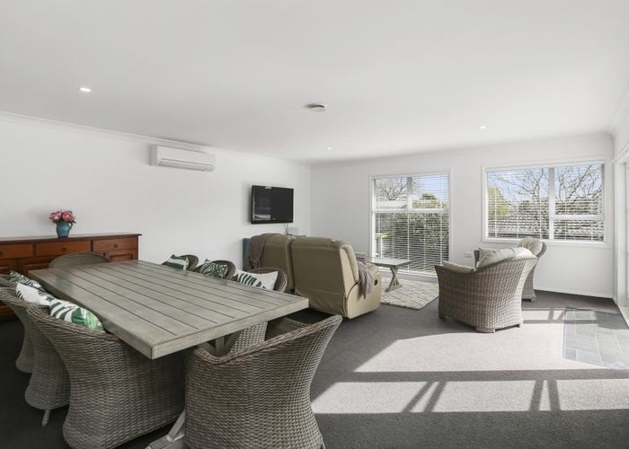  at 17 Tarahua Road, Vogeltown, New Plymouth