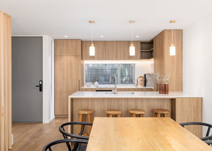  at 2/979 Colombo Street, St. Albans, Christchurch City, Canterbury