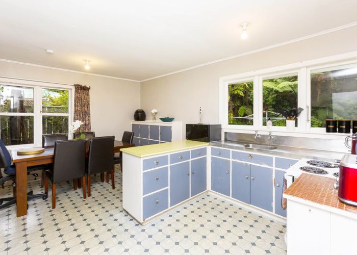  at 18 Jocelyn Crescent, Pinehaven, Upper Hutt