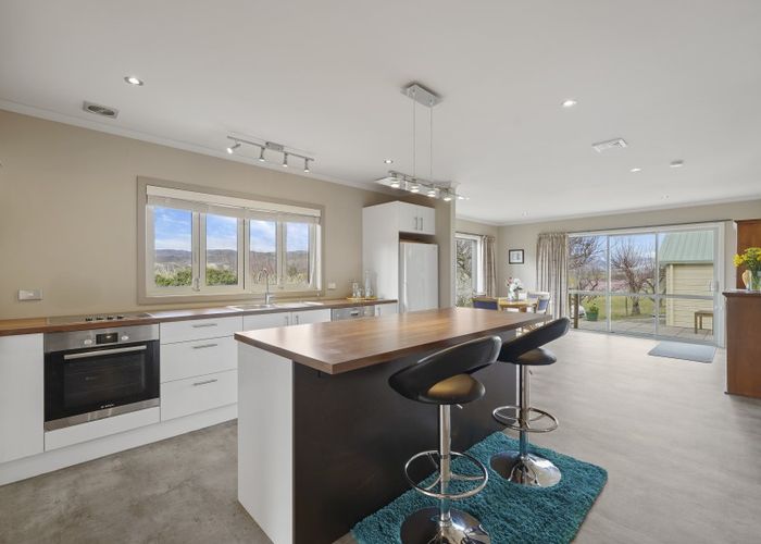 at 18 Ferris Road, Springvale
