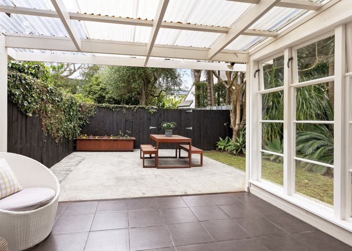  at 6/0 Mariri Road, Onehunga, Auckland