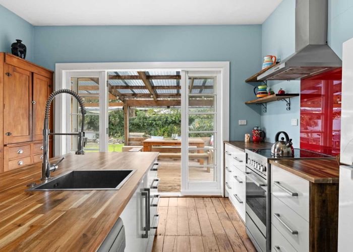  at 810 Dufferin Street, Akina, Hastings, Hawke's Bay