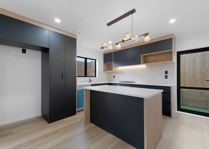  at Lot 5, 8 Woburn Street, Mangere, Manukau City, Auckland