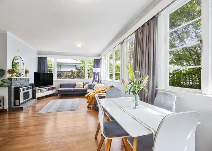 at 3 Kitchener Terrace, Johnsonville, Wellington