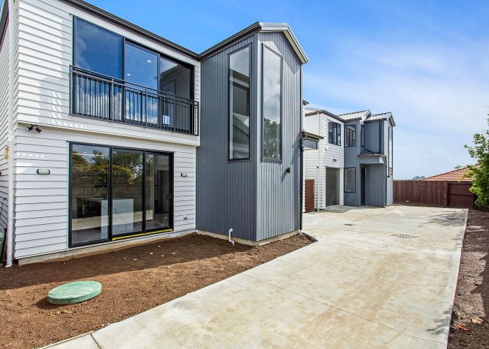  at 165 Waimumu Road, Massey, Waitakere City, Auckland