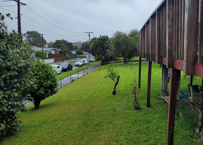  at 21 Maui Pomare street, Blockhouse Bay, Auckland City, Auckland