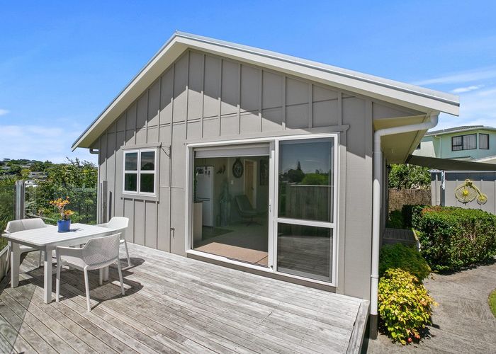  at 1A Barry Lane, Ferndale, New Plymouth