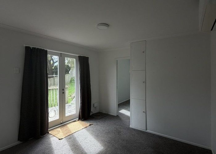  at 6A Kiriwai Road, Paremata, Porirua, Wellington