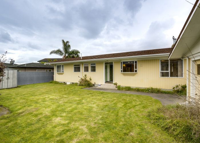  at 43 Holyrood Street, Taradale, Napier, Hawke's Bay