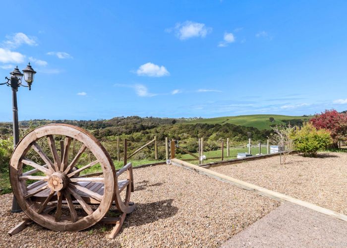  at 74 Chateau Rise, Flat Bush, Auckland