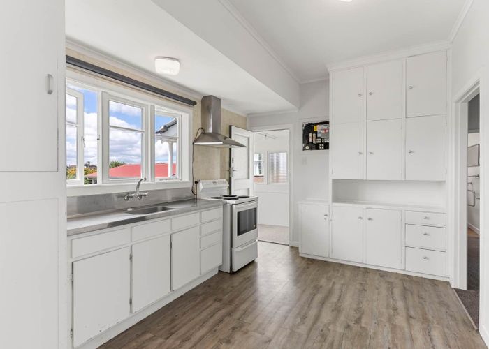  at 74 Oakdale Rd, Hillsborough, Auckland City, Auckland