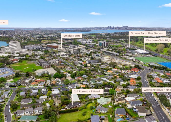  at 21A Forrest Hill Road, Milford, North Shore City, Auckland