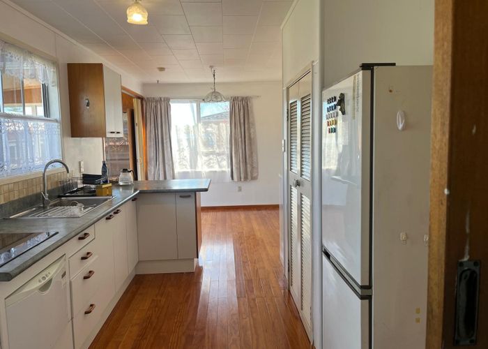  at 39 Marvon Downs Avenue, Pakuranga Heights, Manukau City, Auckland
