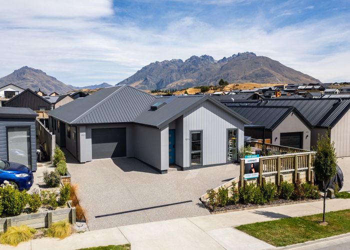  at 101 and 101A Jack Hanley Drive, Jacks Point, Queenstown-Lakes, Otago