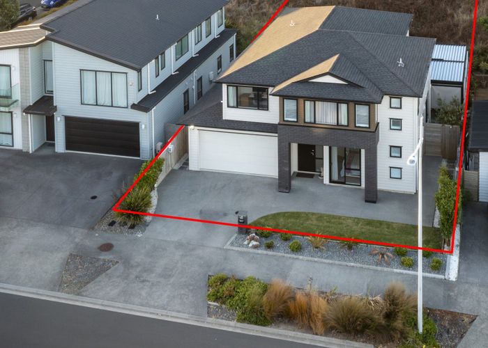  at 10 Tawatawa Street, Long Bay, North Shore City, Auckland