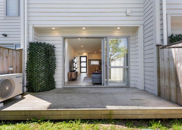  at 1B Sirius Place, Botany Downs, Manukau City, Auckland