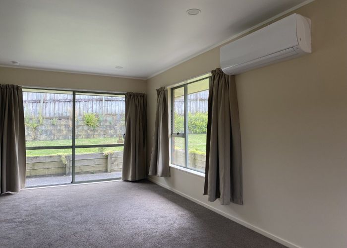 at 12 Cretian Crescent, Henderson, Waitakere City, Auckland