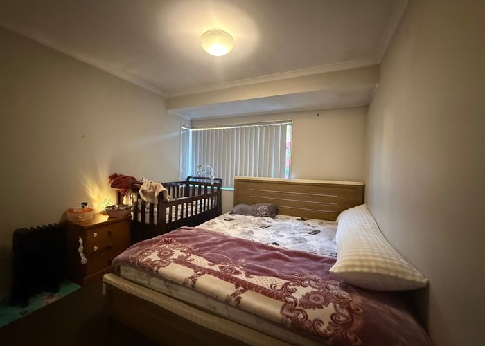  at 20 Medvale Avenue, Flat Bush, Manukau City, Auckland