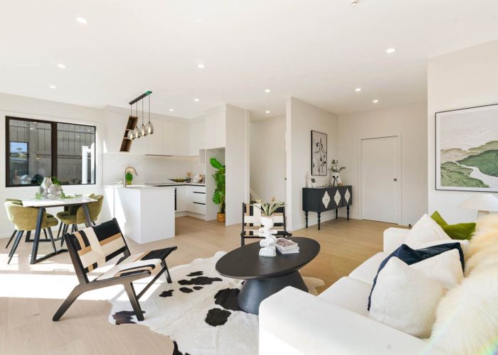  at 25 Argo Drive, Half Moon Bay, Manukau City, Auckland