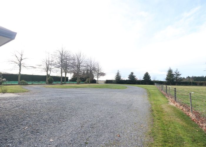  at 306 Beach Road East, Elgin, Ashburton
