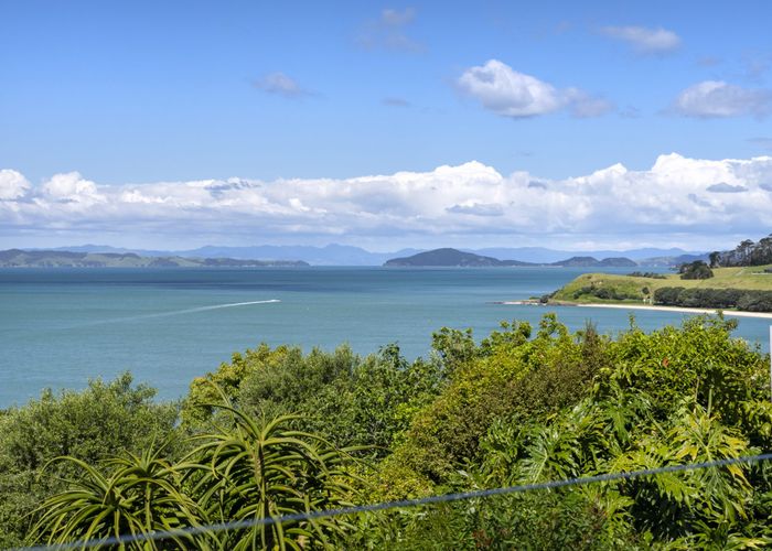  at 25 Te Pene Road, Maraetai, Auckland