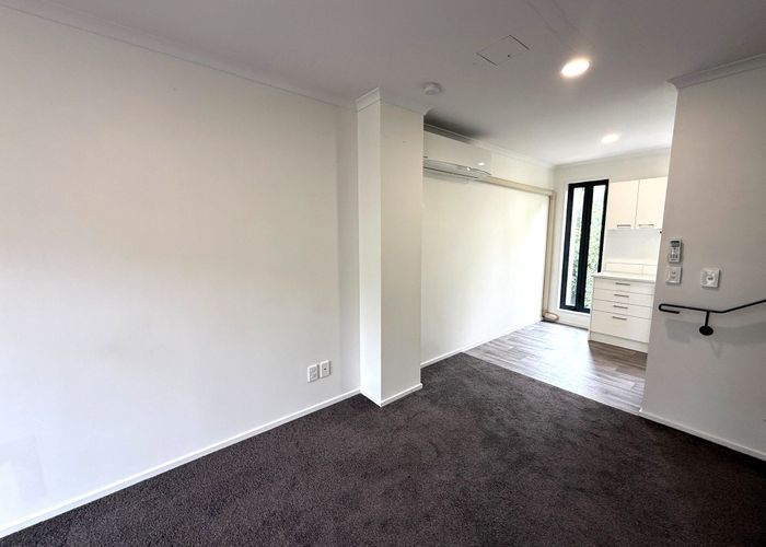  at 5/266 Shirley Road, Papatoetoe, Manukau City, Auckland
